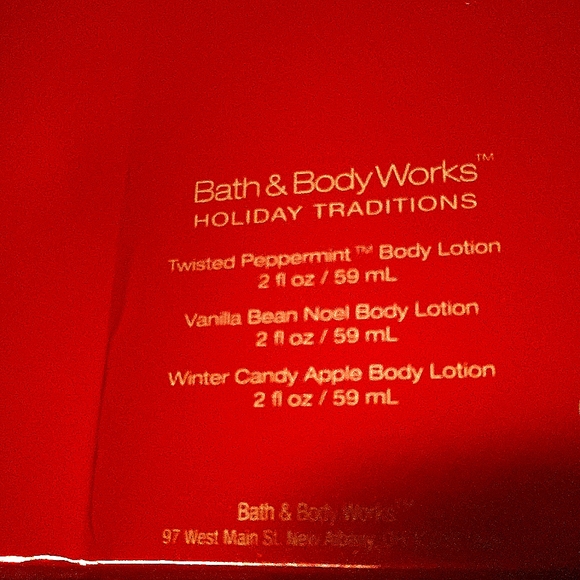 Bath & BodyWorks Holiday  3 pack Body Lotion - Picture 3 of 5
